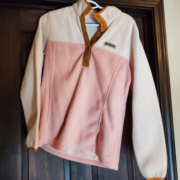 Columbia Tops - HP 🎉 Columbia M Pullover 1/4 Button Pink and Orange
